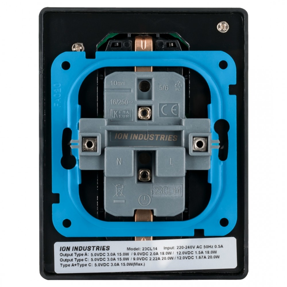 ION Industries V1/J1 contactdoos inbouw - 2-voudig - randaarde - USB A/C - zwart