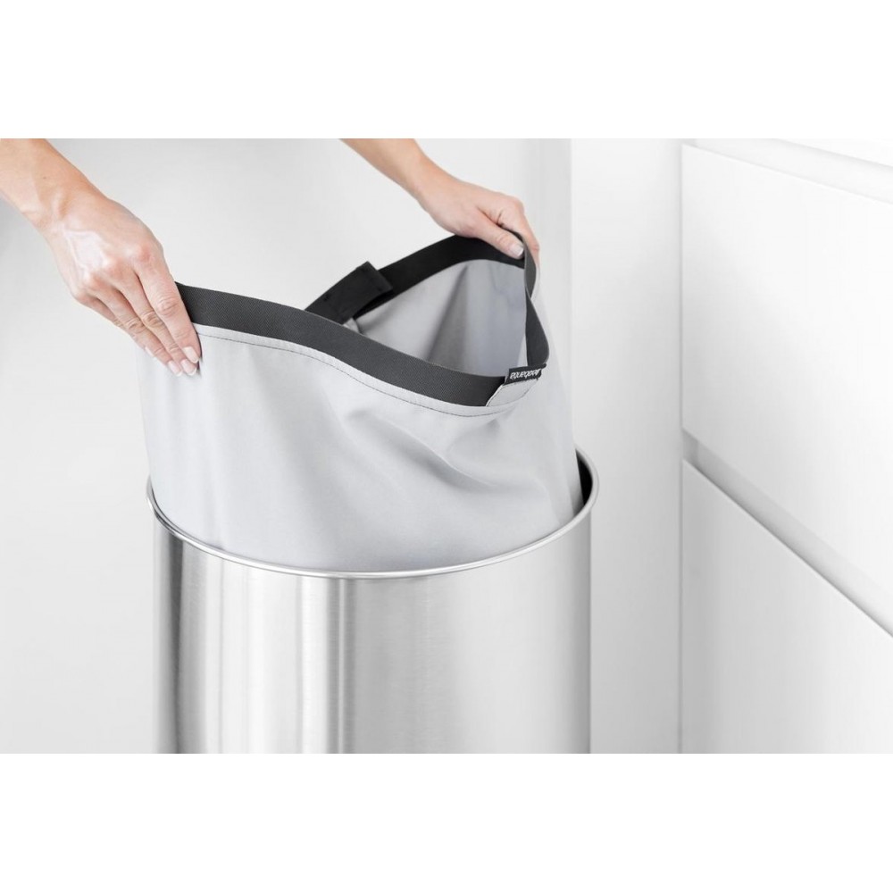 Brabantia Wasmand - met Deksel - 60 l - Matt Steel/Kunststof deksel