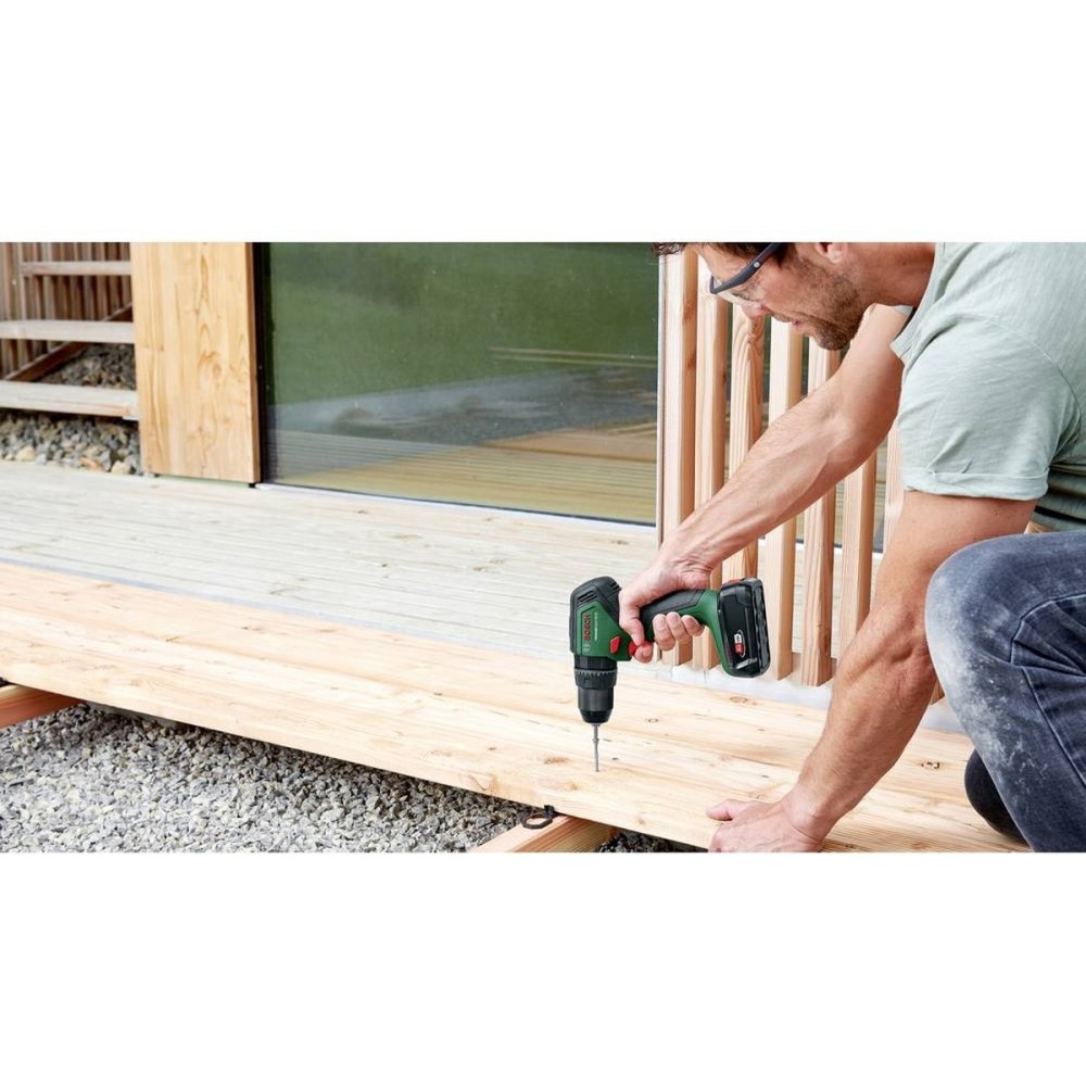 Bosch Universal Impact 18V-60 Accuklopboorschroevendraaier - Met 2x 18 V Li-Ion accu 2A en 1-uurslader